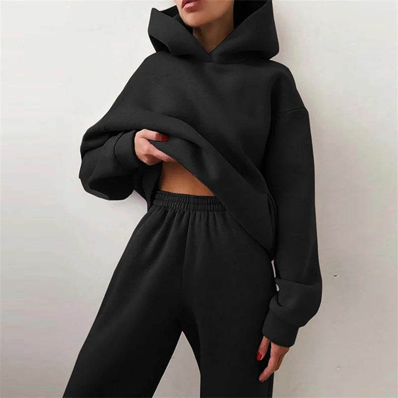 Cozy Up in Style Women's Autumn Tracksuit