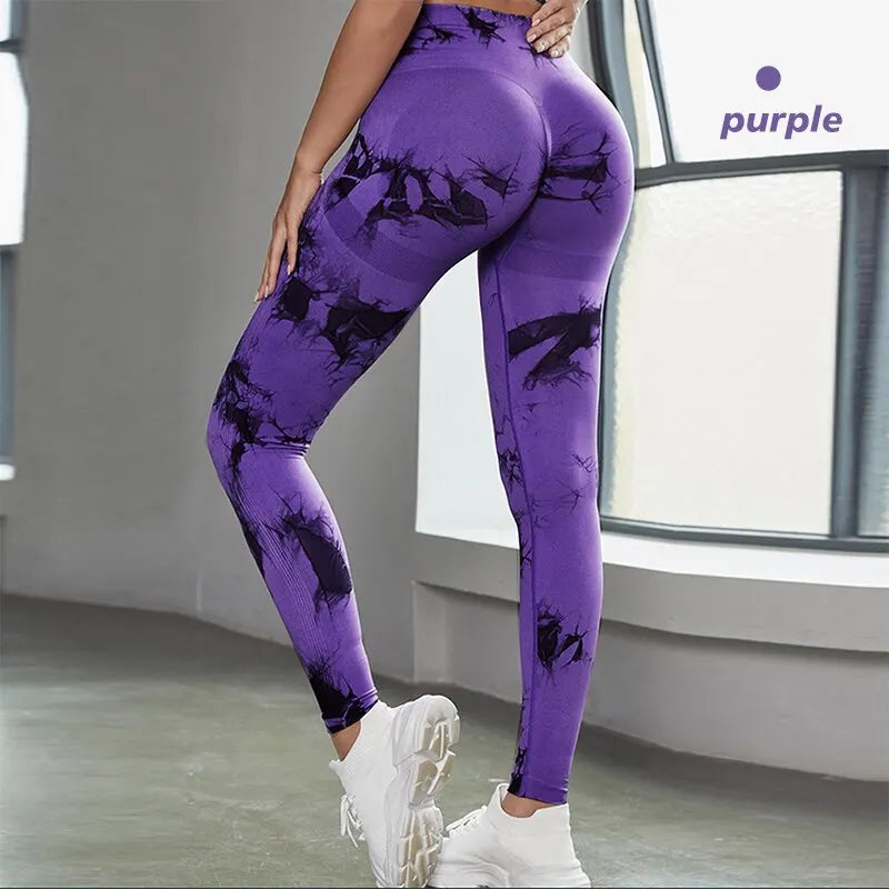 Sculpting Seamless Leggings with Scrunch Butt